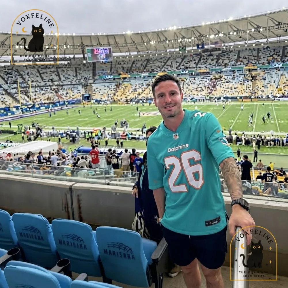Saúl Ñíguez Flamengo Shirt Ravens vs Cowboys NFL Maracanã Rio 2026 (12) Saúl Ñíguez Flamengo Shirt Ravens vs Cowboys NFL Maracanã Rio 2026 — image 6
